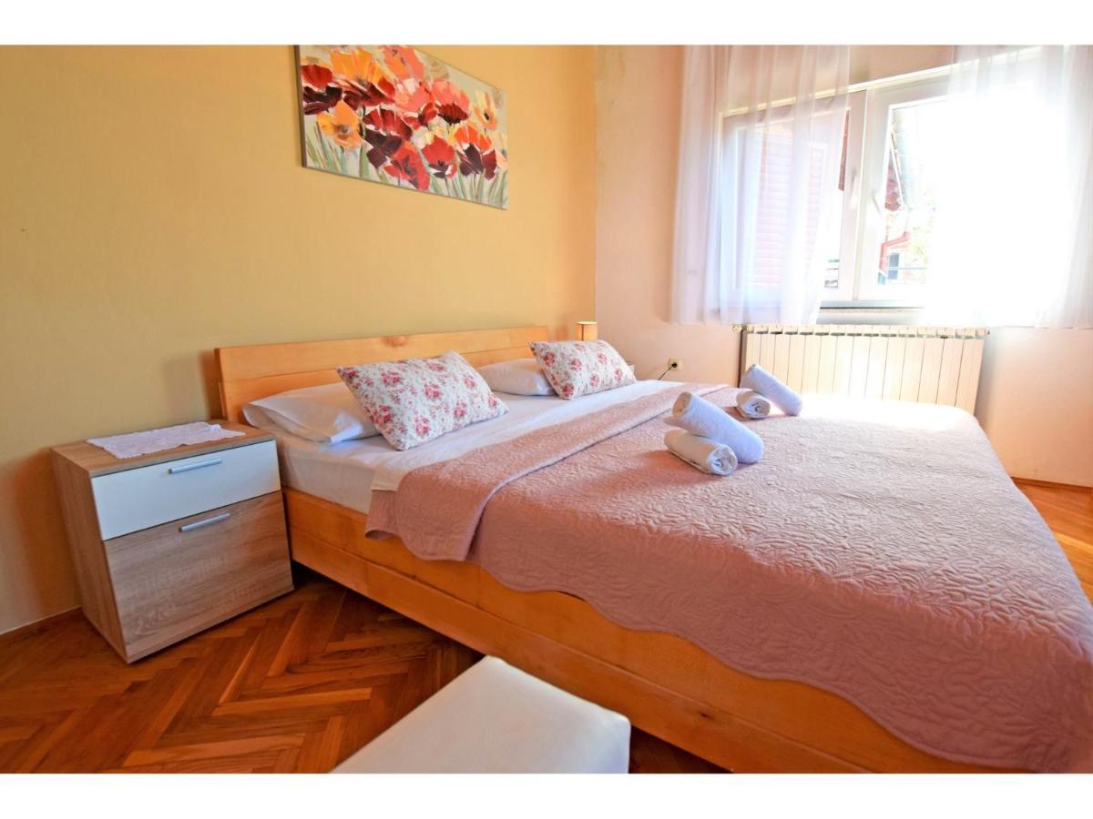 Apartments Adriana Starigrad Paklenica Dış mekan fotoğraf